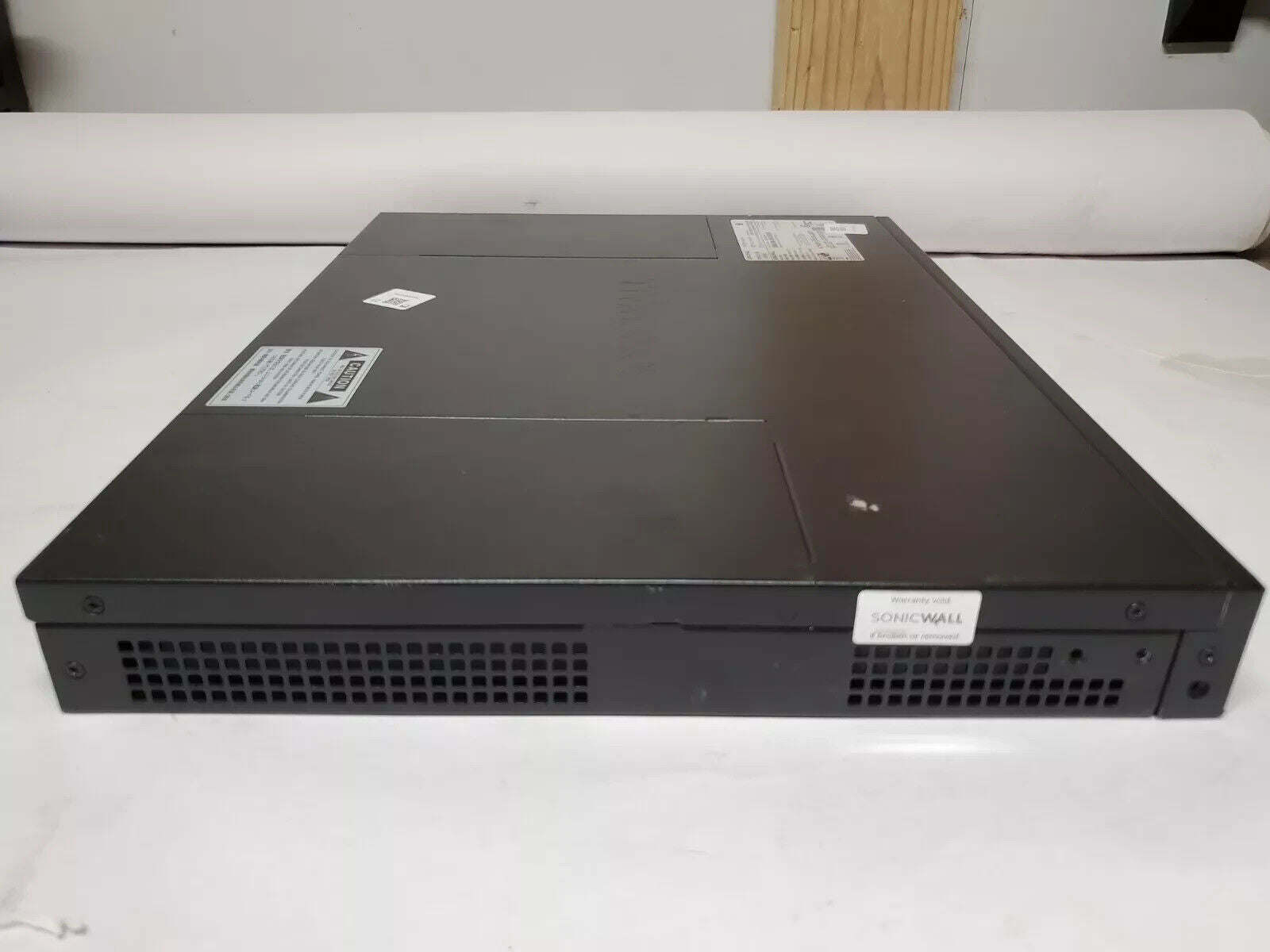 SonicWall NSA 2650 16-Port Network Security Firewall Appliance Model 1RK38-0C8
