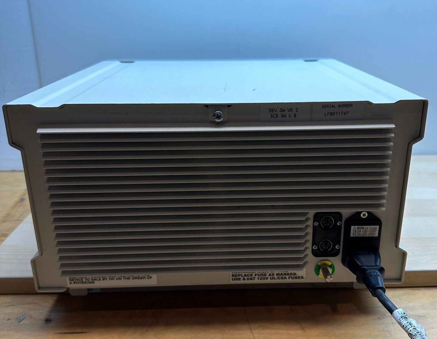 KARL STORZ 20133120 XENON 300 SCB LIGHT SOURCE