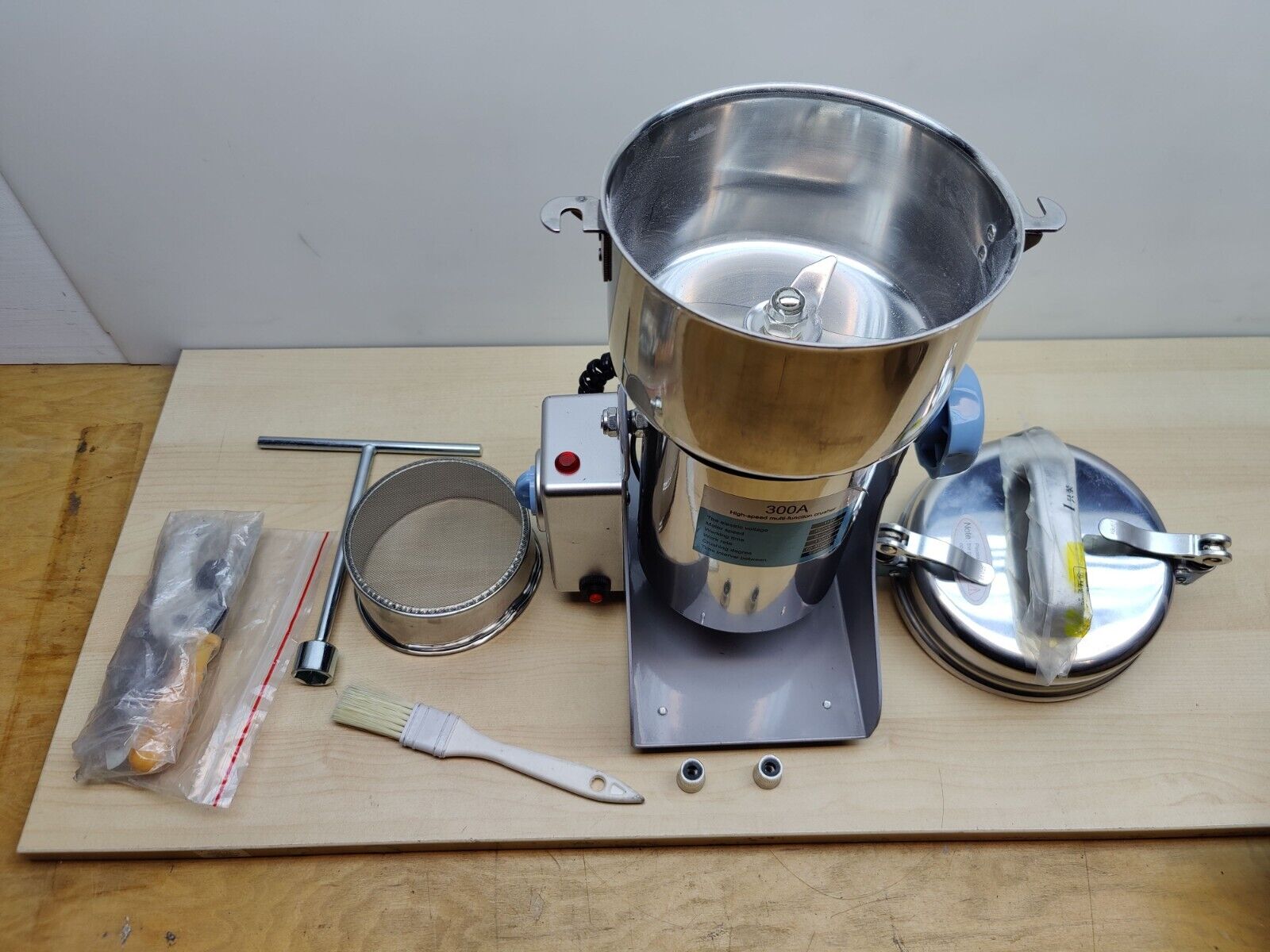 High Speed Electric Grain Grinder Mill 300g