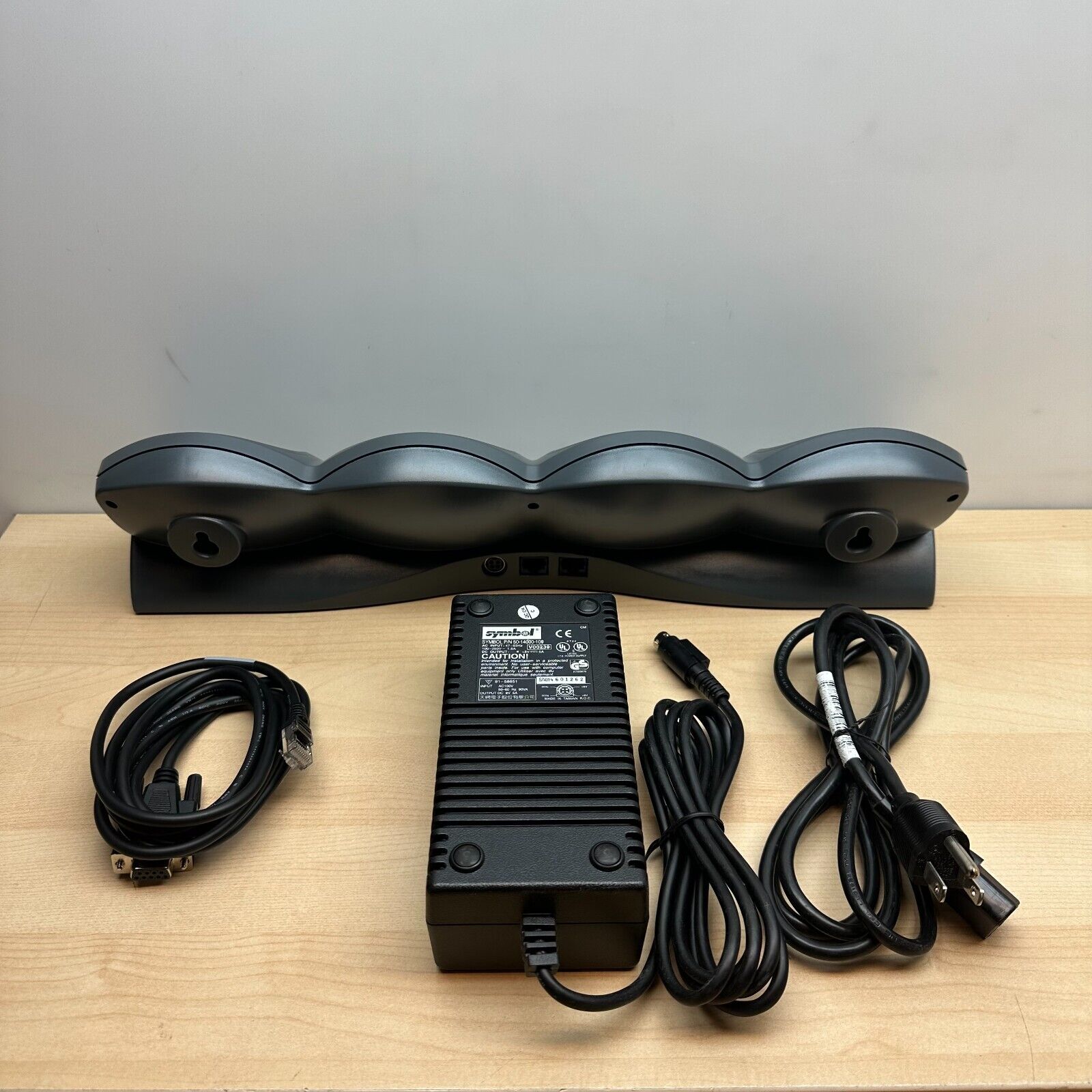 S.T.I. SYMBOL CRD2X00-4000S 4-SLOT Serial/Charging Cradle CRD2X004000S COMPLETE