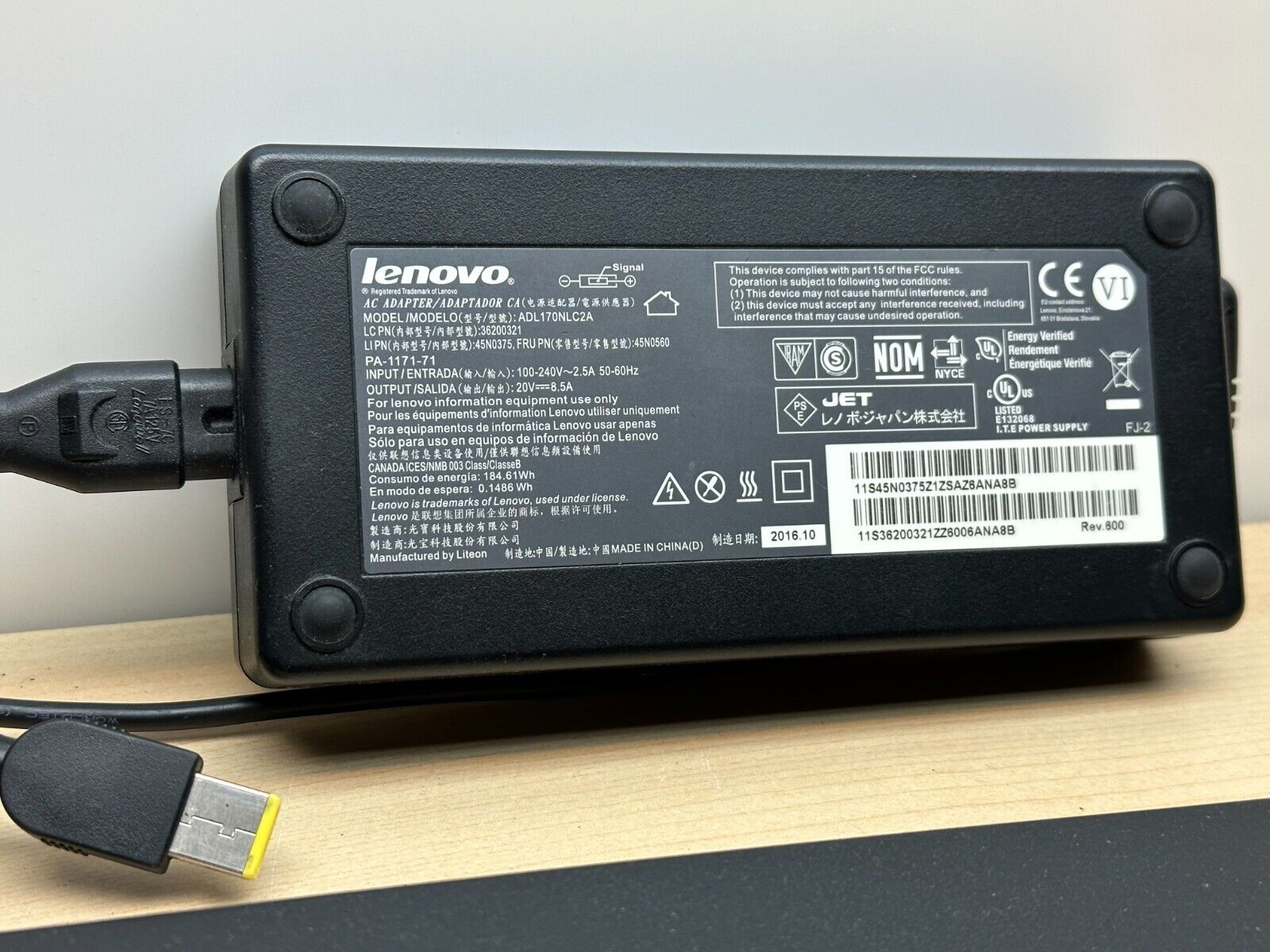 Lenovo 40AJ Docking Station T580 T480 T480s T490s w/ Genuine 170w AC Adapter