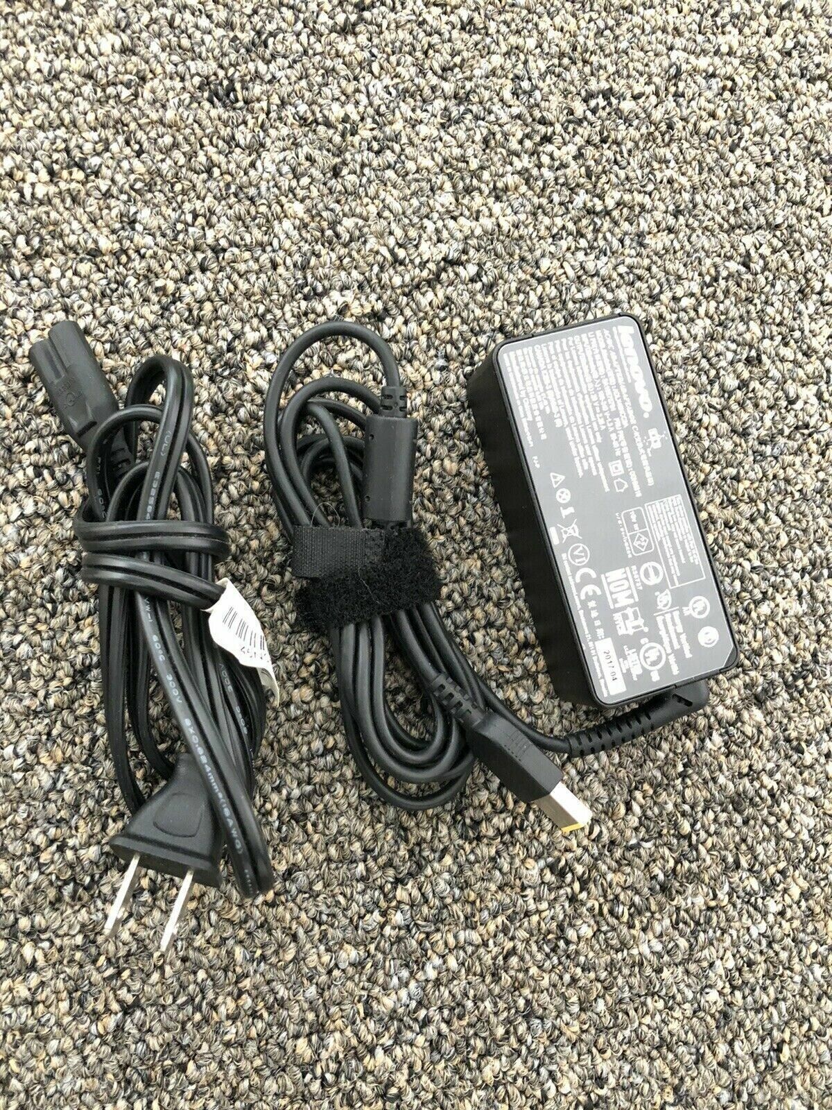 GENUINE LENOVO THINKPAD AC Adapter Power Charger 45W X1 T450 T460 T470
