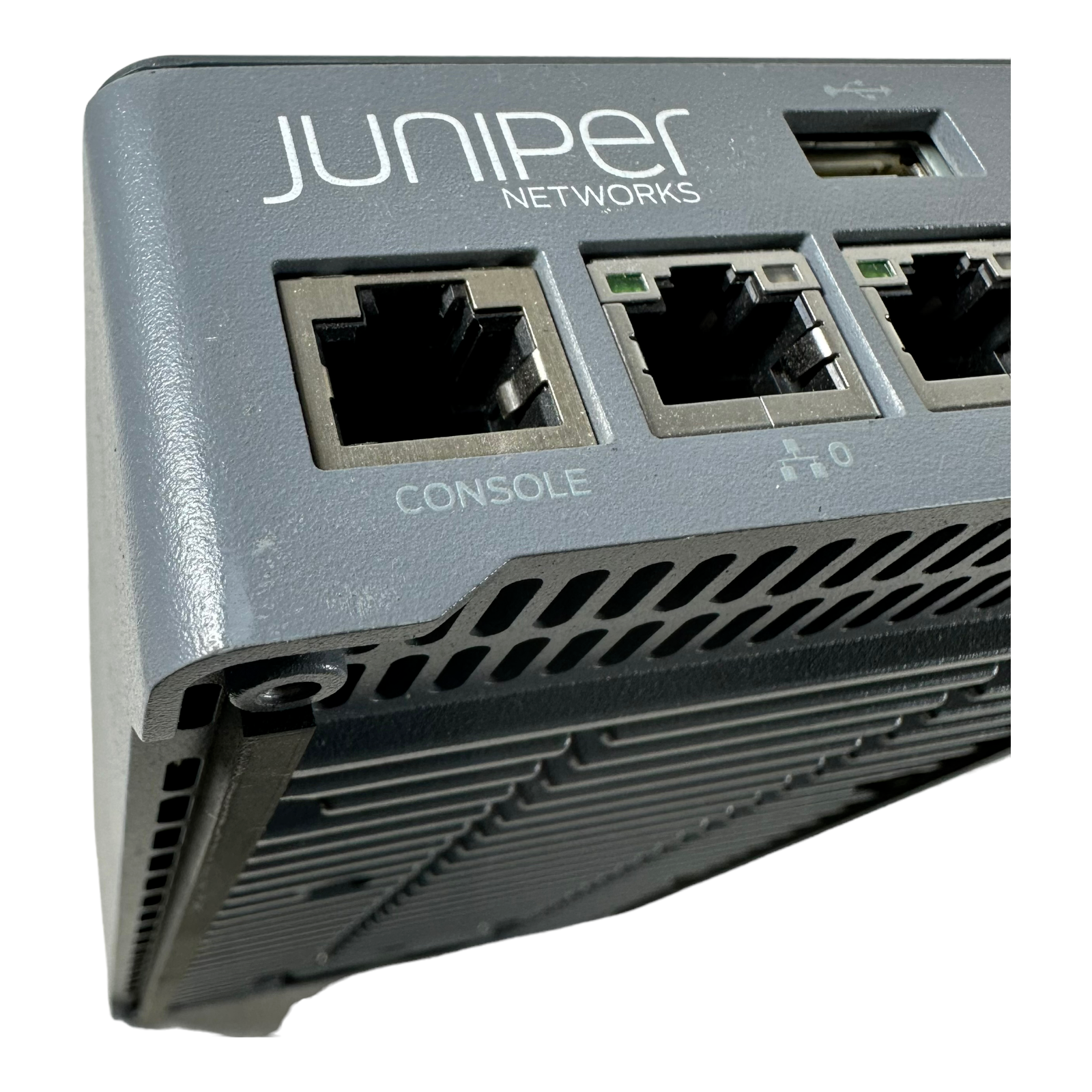 Juniper Networks MAG2600 Junos Pulse 2-port Gateway Security with Power Adapter