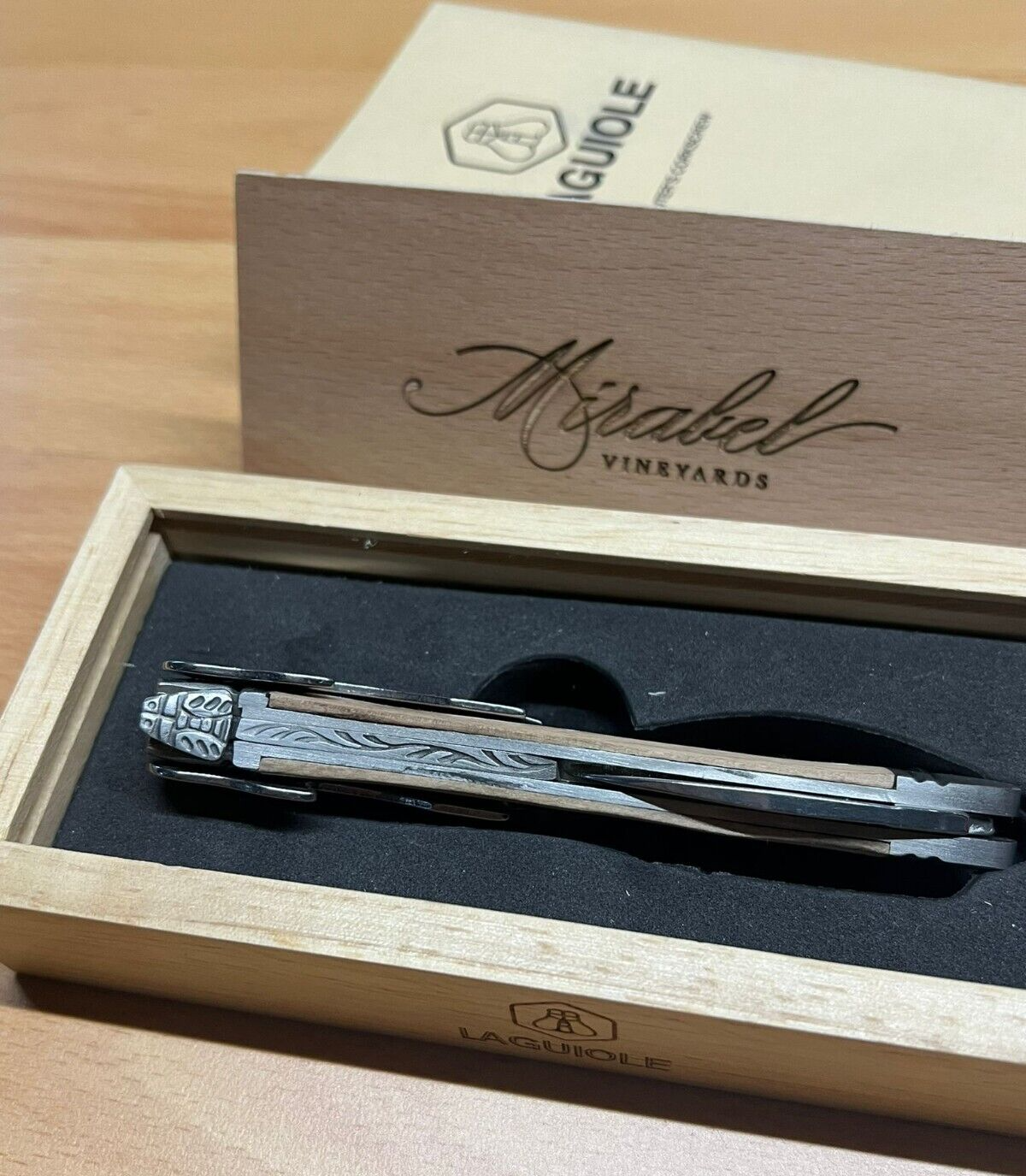 LAGUIOLE Waiter's Friend BOTTLE OPENER Corkscrew Mirabel Vineyard