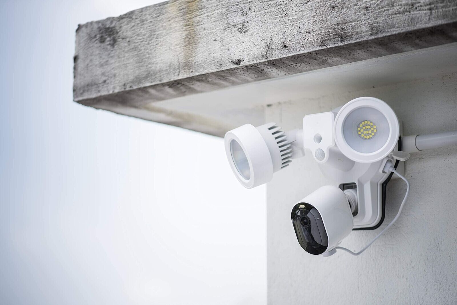 Wasserstein 3-in-1 Wired Floodlight, Charger and Mount Compatible with Arlo Pro