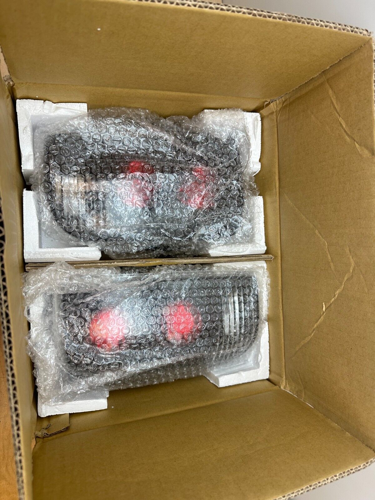 Spyder ALT-JH-CB95-BK - Black/Red Euro Tail Lights