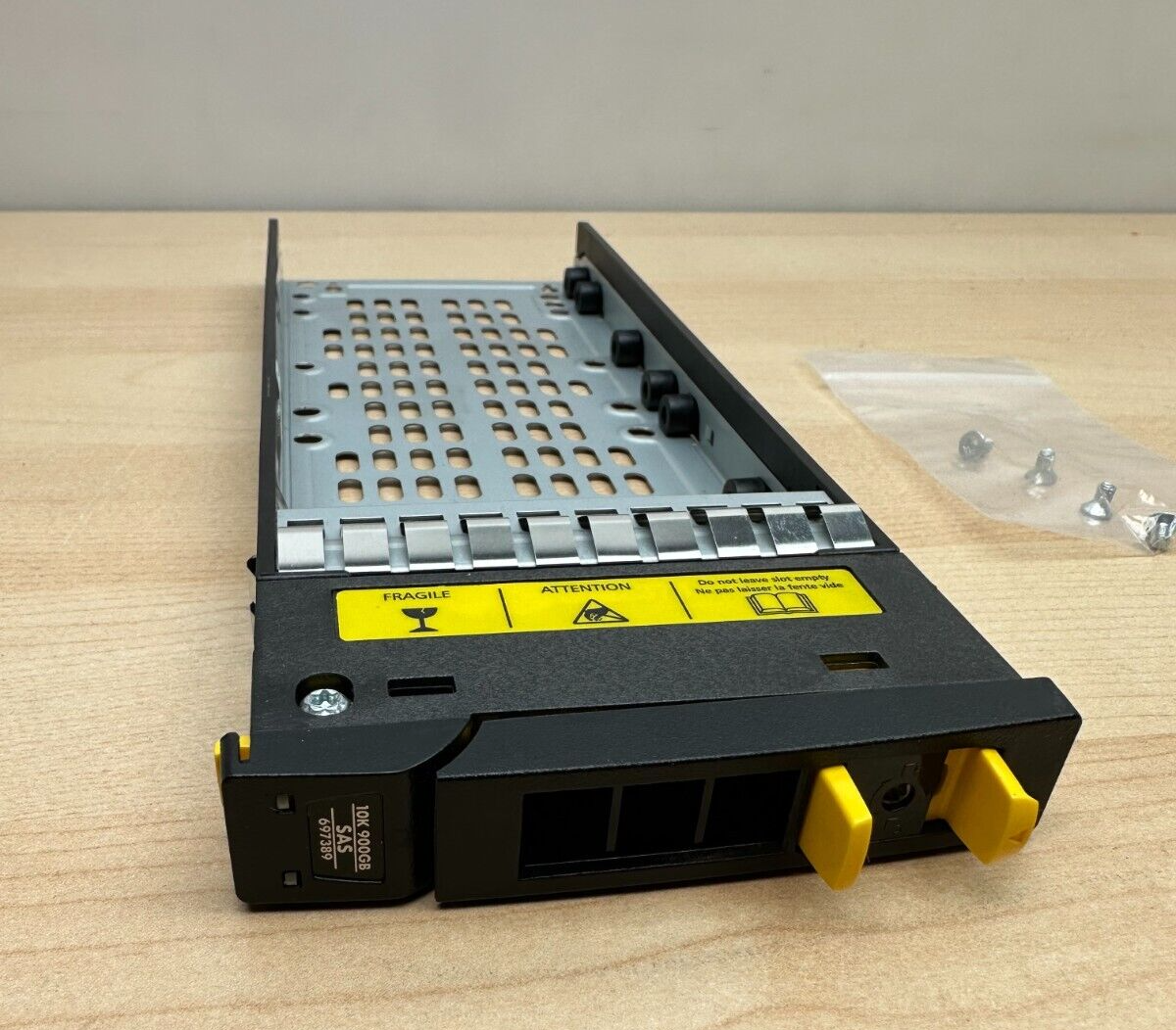 HPE 3PAR StoreServ 7200 7400 8200 710386-001 M6710 Hard Drive Tray Caddy 2.5" HP