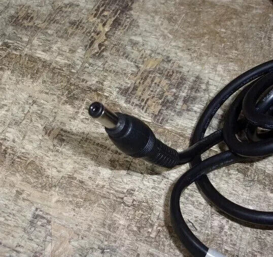 Toshiba PA-1121-81 PA5083U-1ACA Laptop AC Adapter 19V 6.32A 120W Barrel Plug