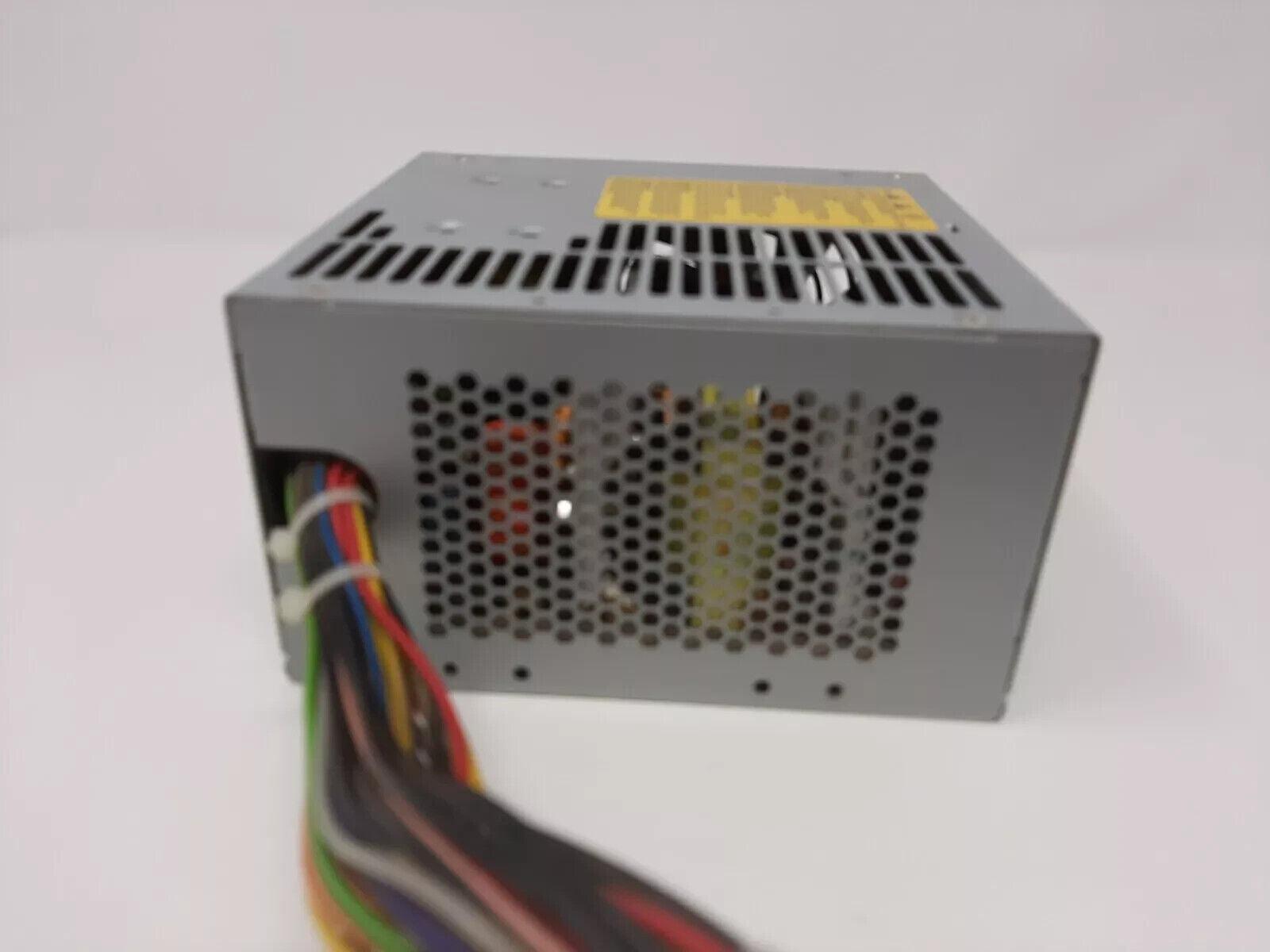 New Bestec ATX-250-12Z 250W Power Supply