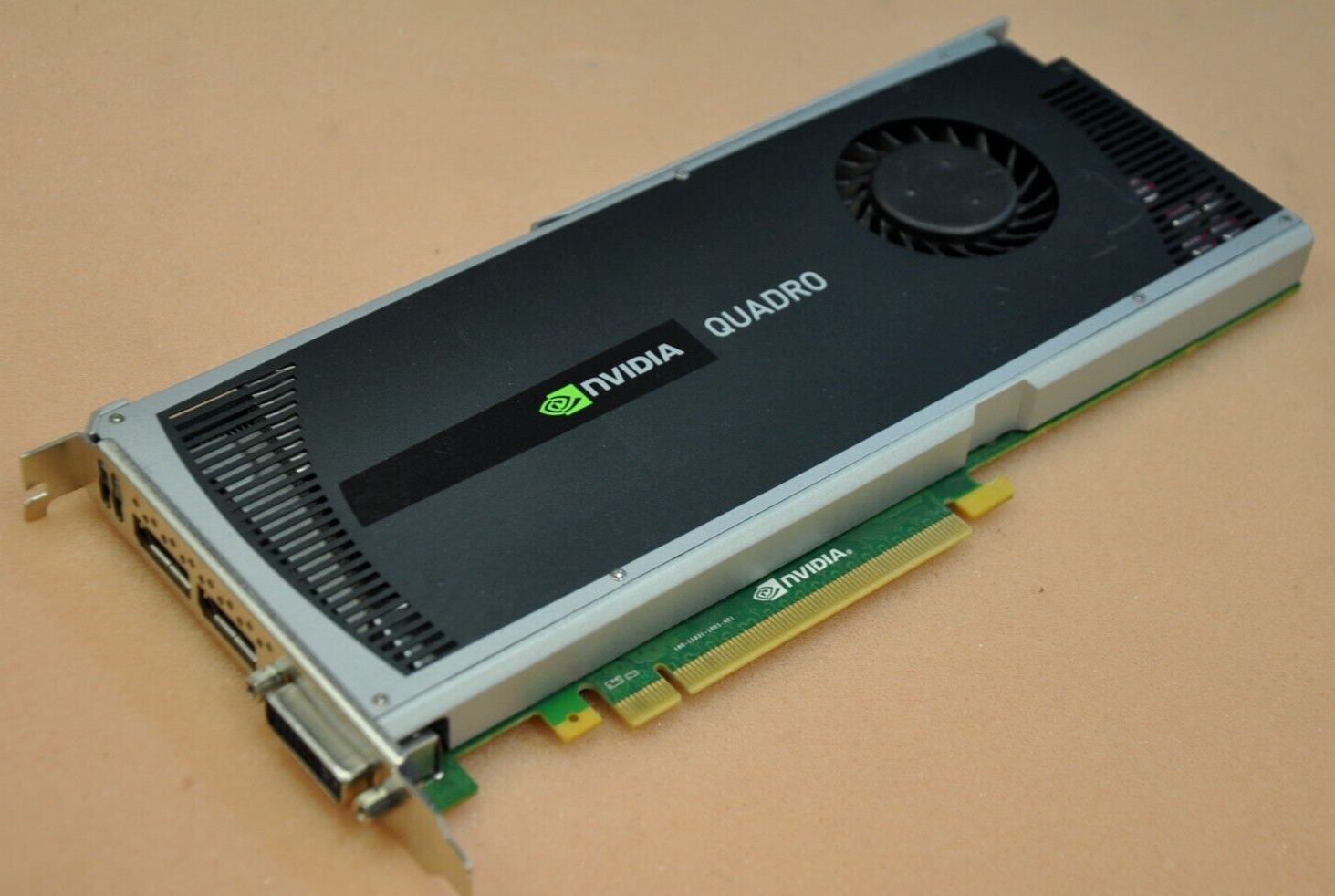 DELL PCI-e x16 NVIDIA Quadro 4000 2GB GDDR5 RAM Video Graphics Card DP/N 038XNM