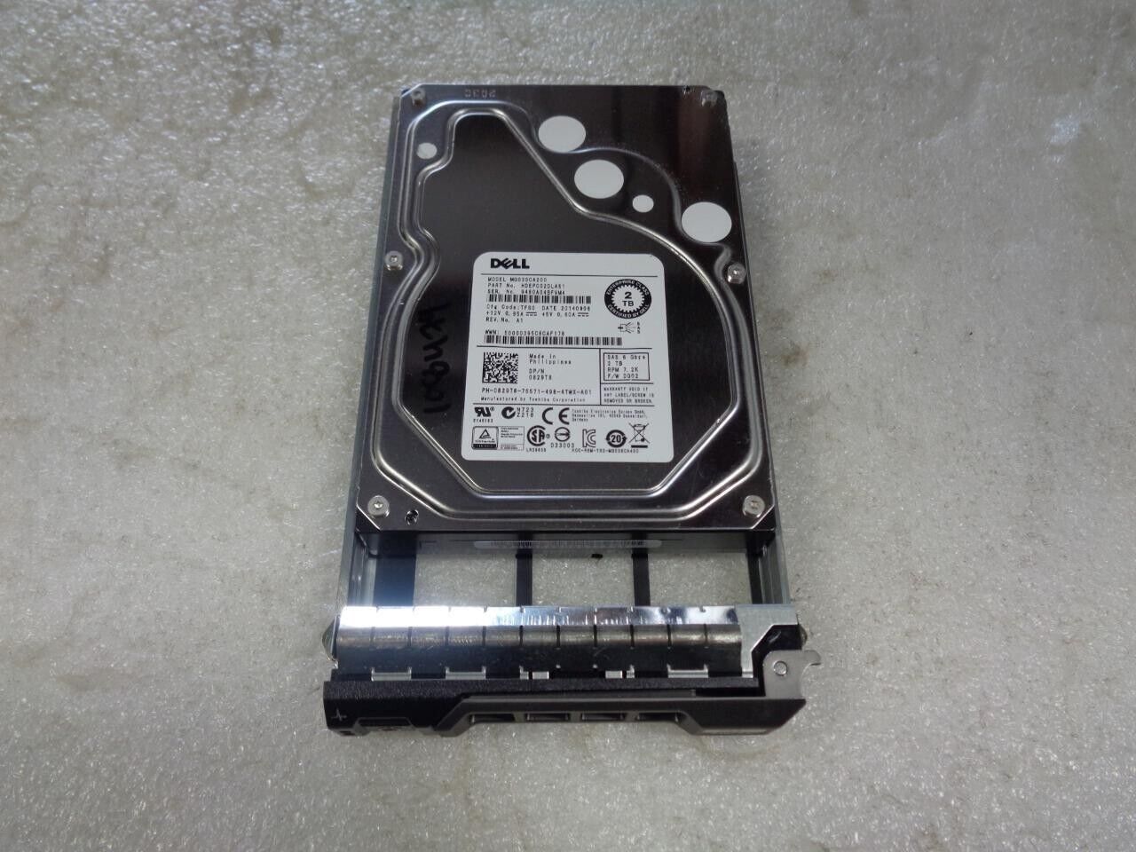 Dell 0829T8 829T8 2TB 7.2K RPM 6Gbs 3.5 SAS Hard Drive MG03SCA200