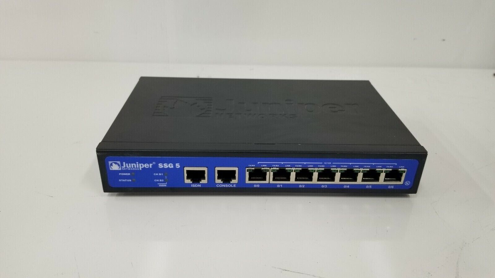 Juniper SSG-5-SH SSG-5-SH-BT 7-Port Gateway VPN Firewall w/ Adapter