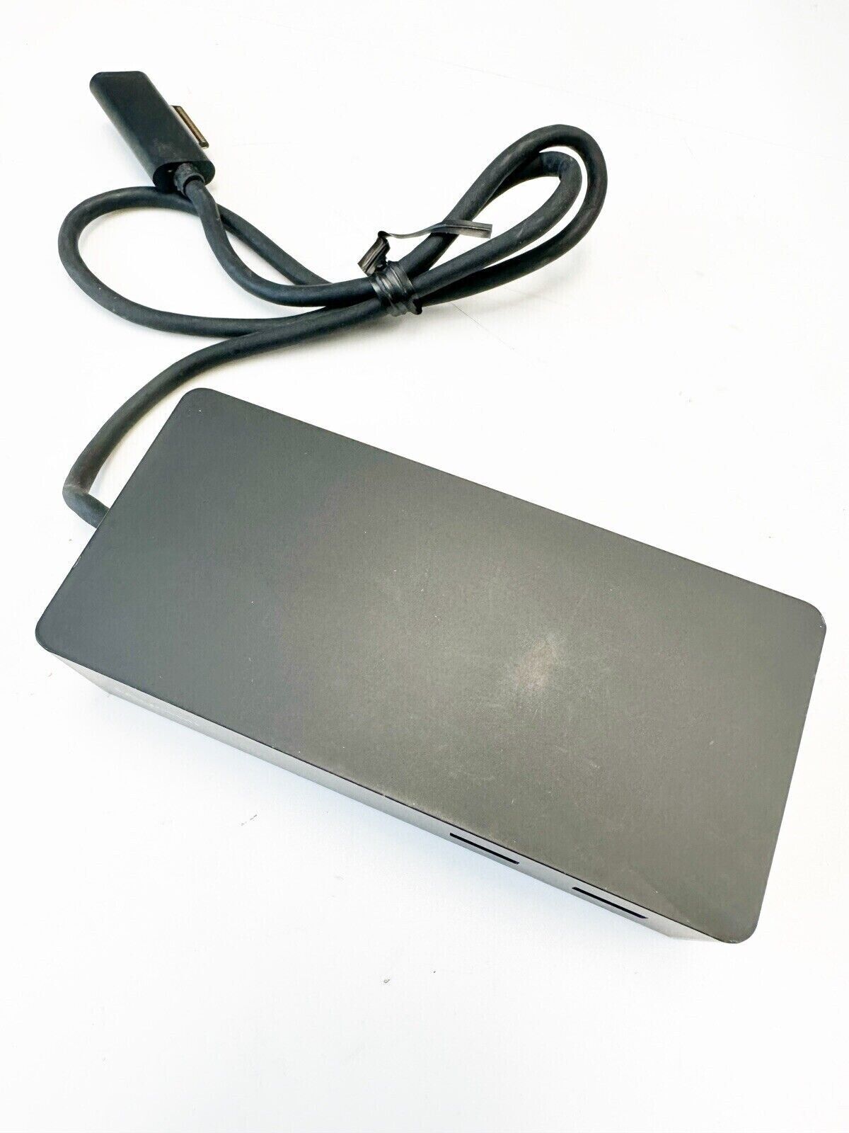 Clean - Microsoft 1661 Laptop Docking Station For Surface Pro 3 / Pro 4